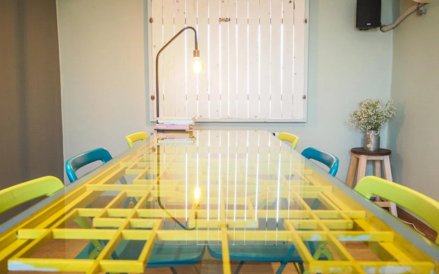 Yellow Guesthouse