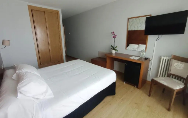 Hotel A Raíña