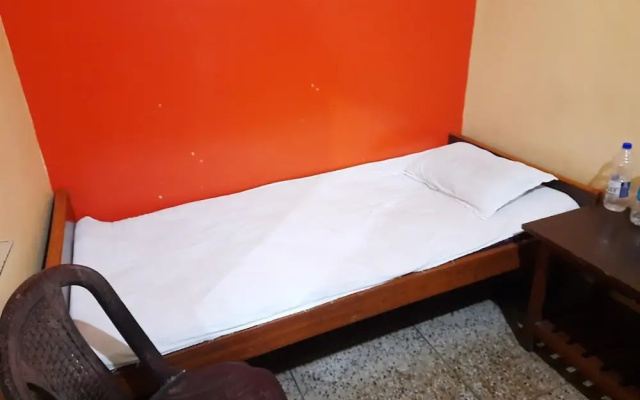 Hotel Mukta