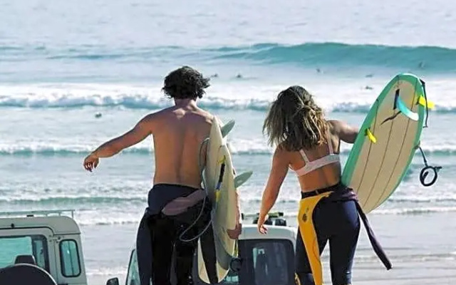 Boilers Surf House