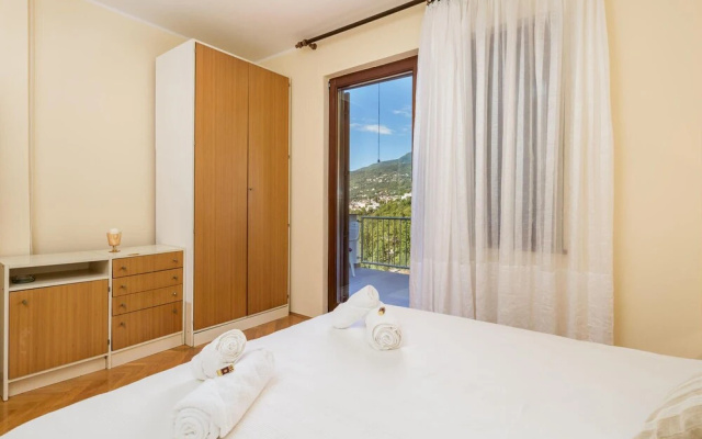 Beautiful Apartment in Opatija With 4 Bedrooms and Wifi