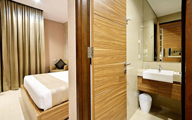 ZEN Rooms Kuningan Tiong