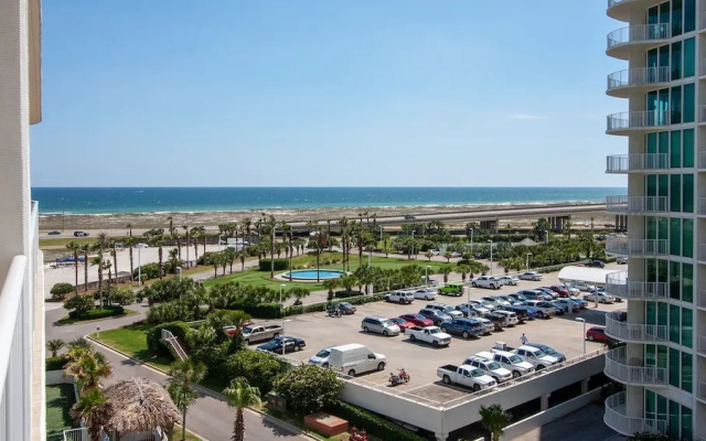 Two Bedroom Waterfront Condo - Unit Crc0601
