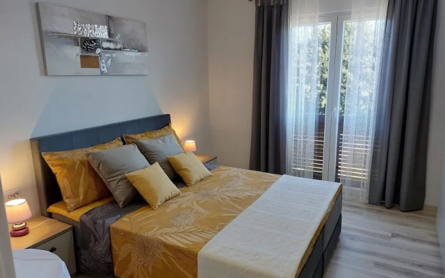 Room Violeta