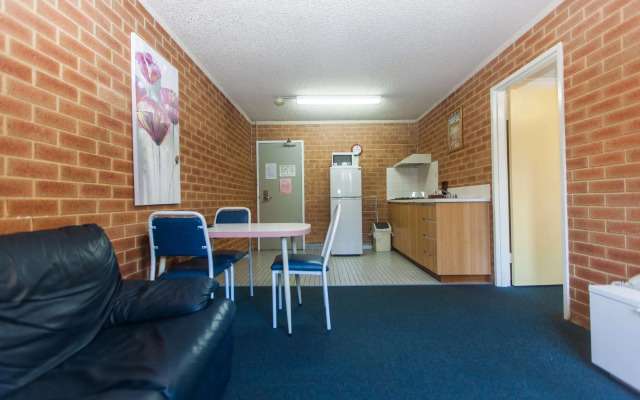 Perth Central City Stay Apartment Hotel