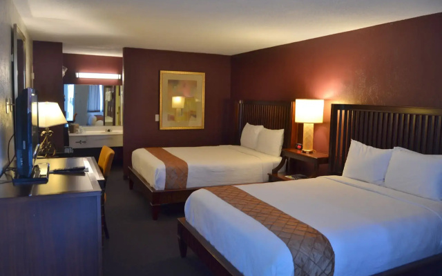 Cascades Inn
