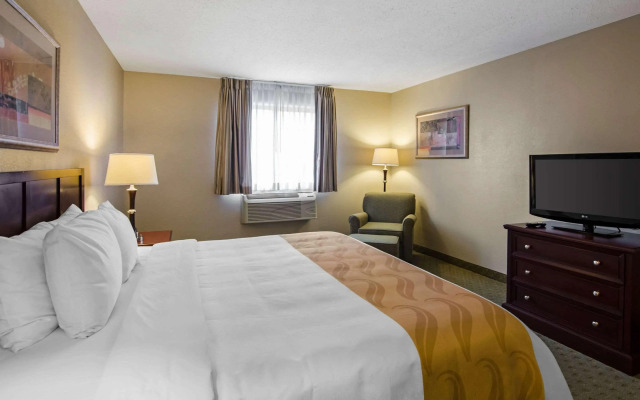 Quality Inn Summersville - New River Area