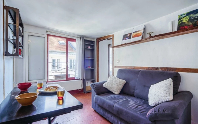 Lovely Central Apartment for 2 Guests!