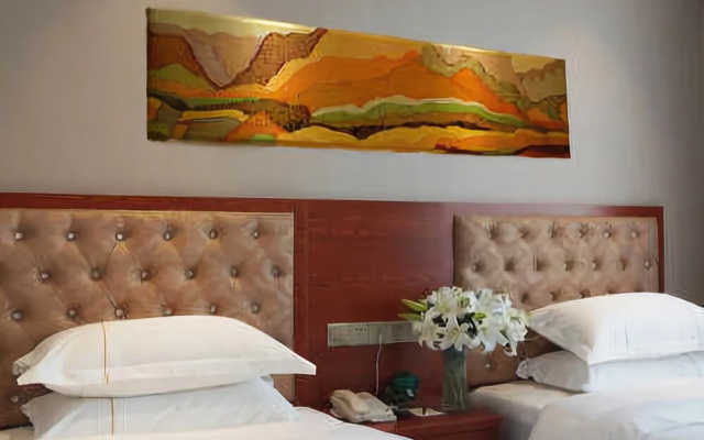 Puyang Qianyou Hotel