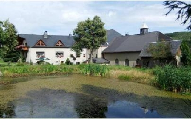 Gasthof-Pension Rotes Haus