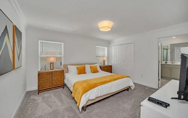 4228para 4 Bedroom Townhouse