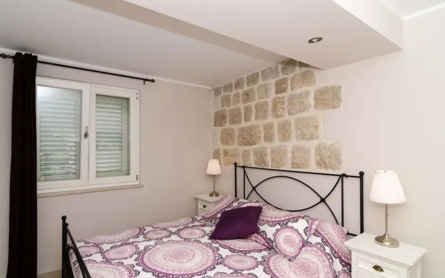 Apartments Gaura - Comfort One-bedroom Apartment With Terrace