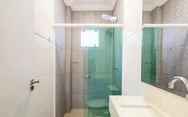 2BR Aptbbq, Garage, Near Beach Ltl0301