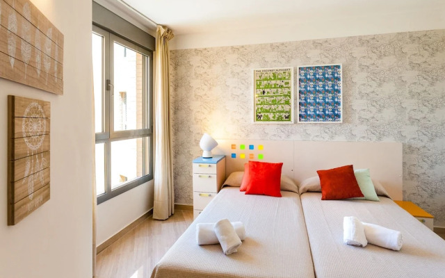 ApartUP Blue Opera View