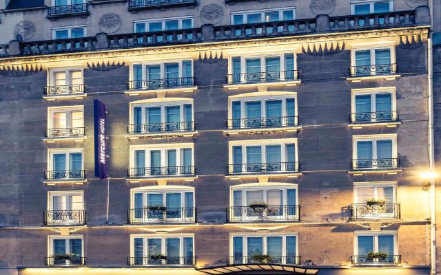 Отель Mercure Paris Saint Lazare Monceau вид на фасад