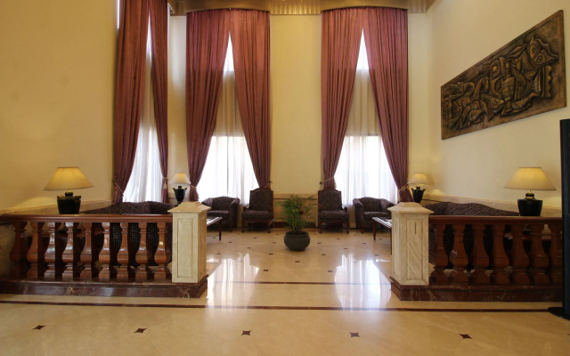 Beverly Hotel