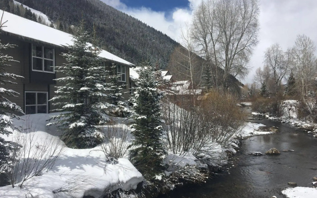 Mountainside Inn