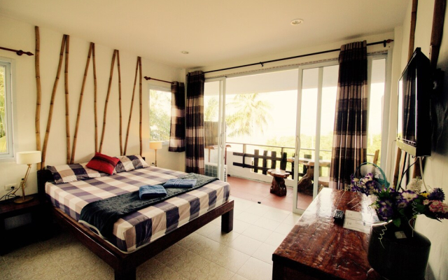 Sairee View Resort