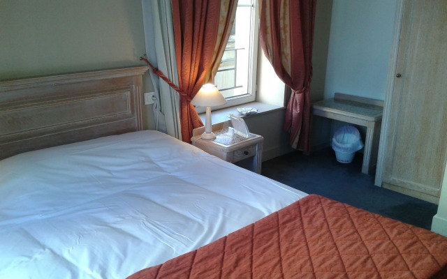 Hotel Reims aux Sacres