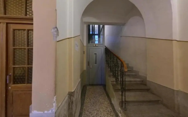 Via Battisti 13 (Adults Only)