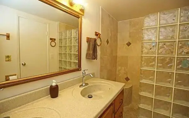 Alii Villa Condominium