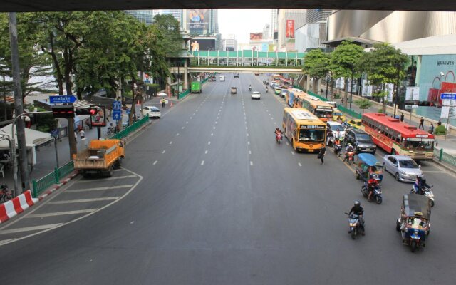 Sukhumvit Business Inn By Bunk