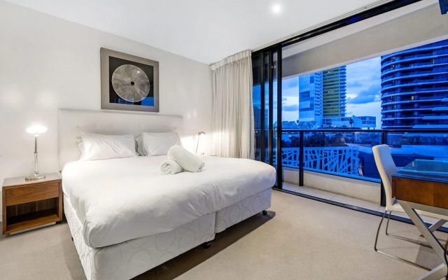 Oracle Broadbeach Apartments