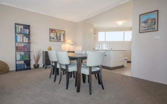 Portofino, Unit 6/7 Laman Street