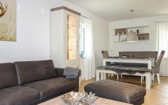 Awesome Home in Thalfang With 4 Bedrooms and Wifi