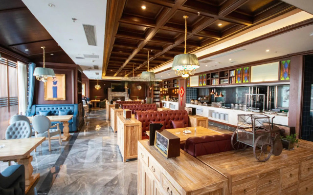Tang Xiao-Zhu · Tangshan Feast Cultural and Tourism Hotel