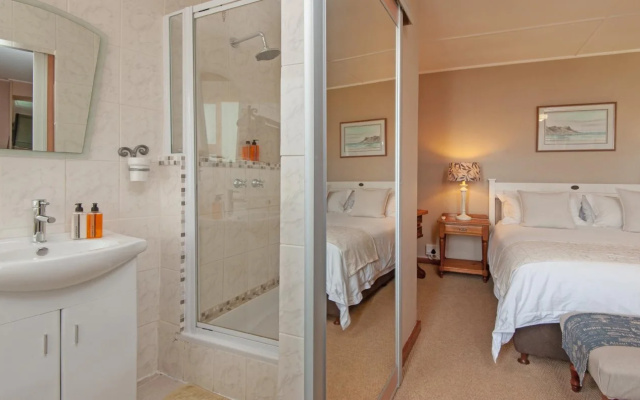 18 on Kloof Bed and Breakfast