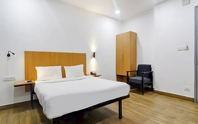 OYO 78364 TOWNHOUSE 388 Madhapur