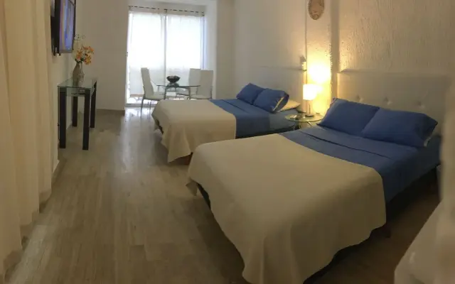 Cancun Plaza Condo Mexico