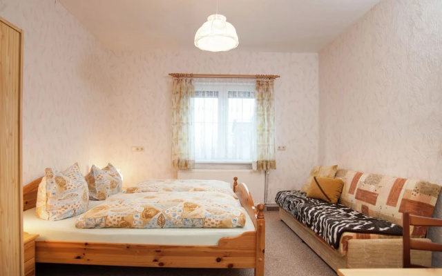 Pretty Holiday Home in Neustadt am Rennsteig Near Ski Area