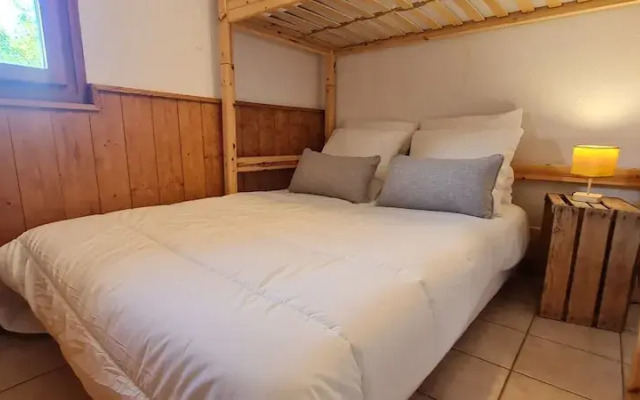 Charming 2-bedroom Apartment