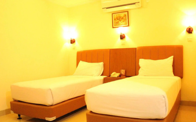 ZEN Rooms Benhil Tondano