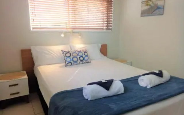 Cranbourne Court Unit 7