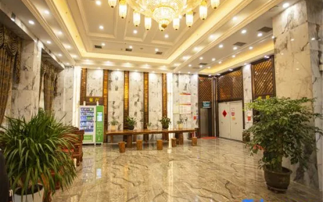 Taihe Golden Season Hotel