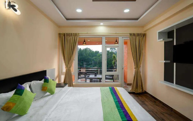 Treebo Sky Vista Suites with Hill View