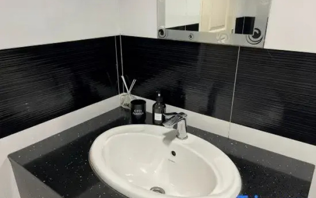 Mansion One at Gurney Drive Georgetown by 3C