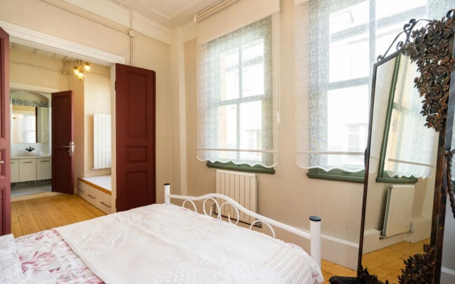 Nice Apartment Near Golden Horn