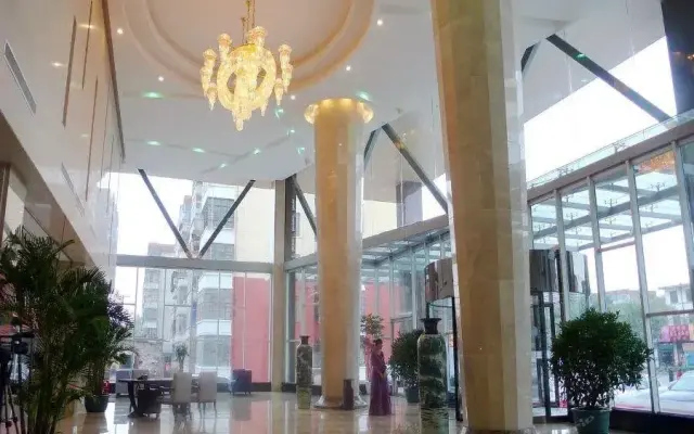 Eden International Hotel