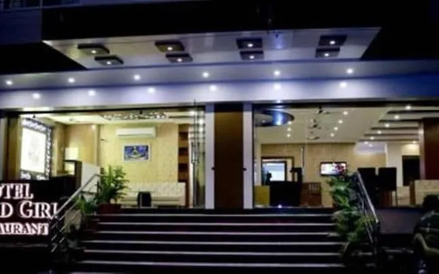 Hotel Kamad Giri