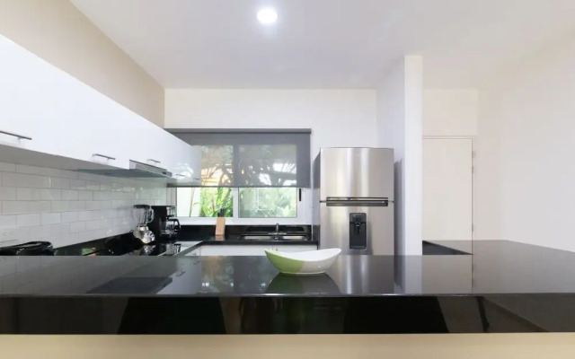 Sabbia 4104 - 3 Bedrooms ALL IN Suite Condo