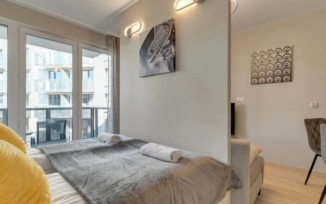 Mostek 246 - Grey by Grand Apartments