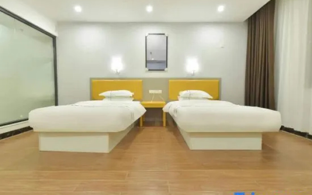 Qinji Hotel (Wuyue Plaza Baishihu Park)