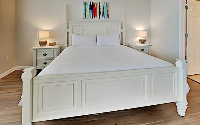 Destin West Heron #306 by Southern Vacation Rentals