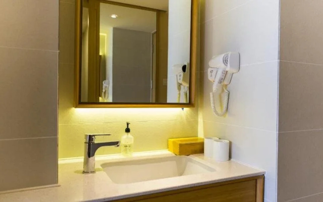 JI Hotel Xuzhou Pengcheng Square