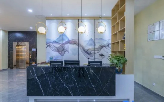 Yisu Qingju Hotel (Ningbo Fenghua Dacheng Road store)