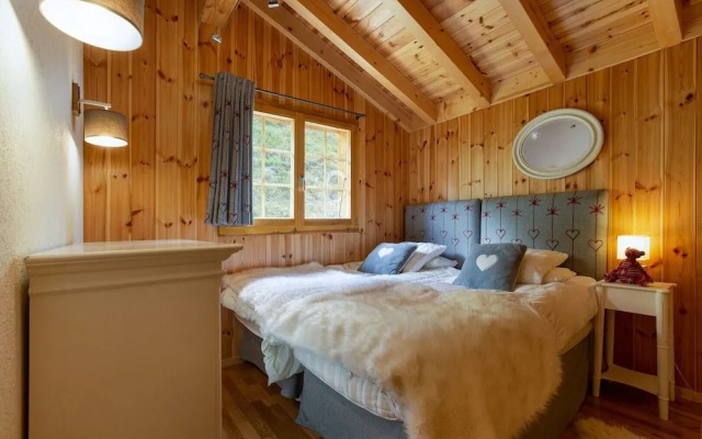 Gorgeous Chalet Amidst Mountains in La Tzoumaz
